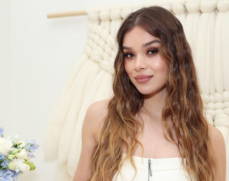 hailee-steinfeld-core-hydration-balance