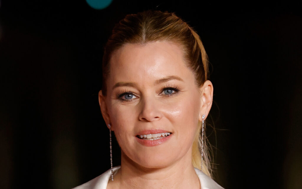 Elizabeth Banks Talks Skin-Care Regrets and How to Overcome Them featured image