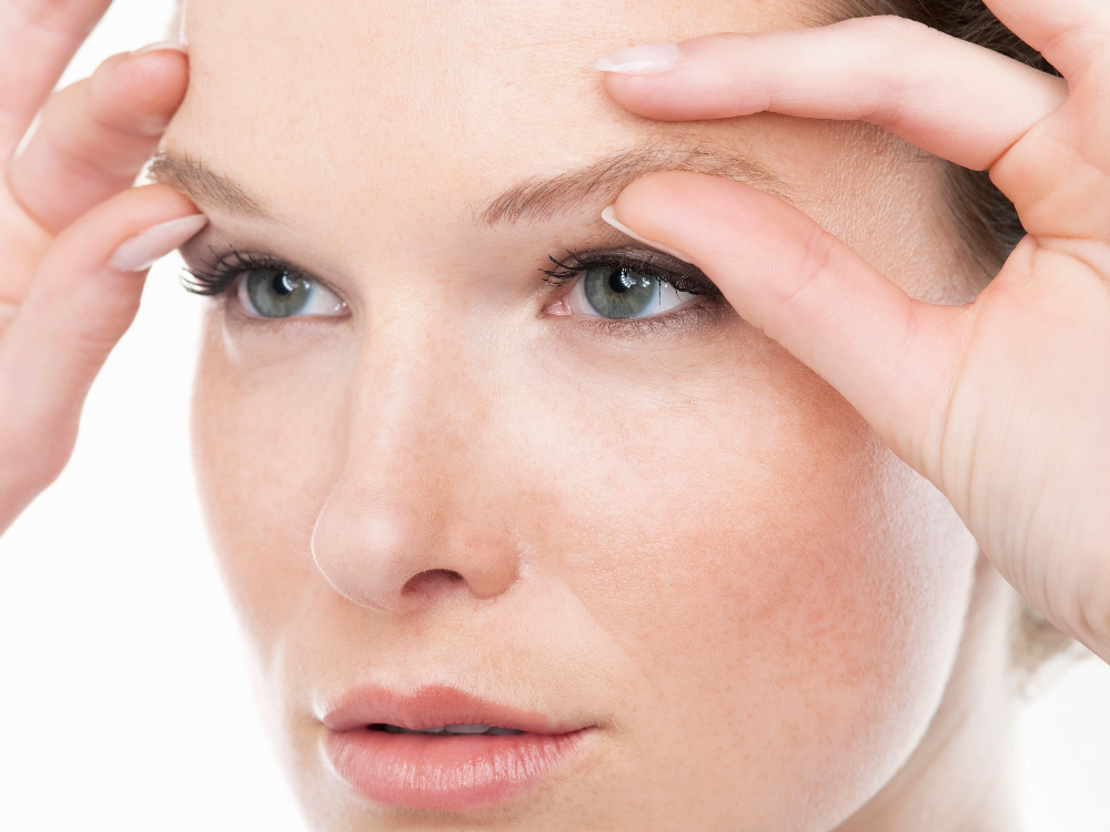 The “Gliding Browlift” Procedure: Scar Less, Lift More featured image