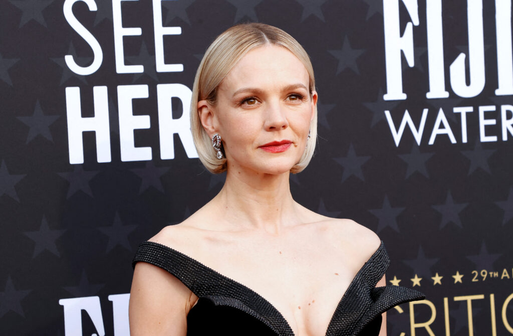 Carey Mulligan’s Sleek Hair Is Thanks to This Product featured image