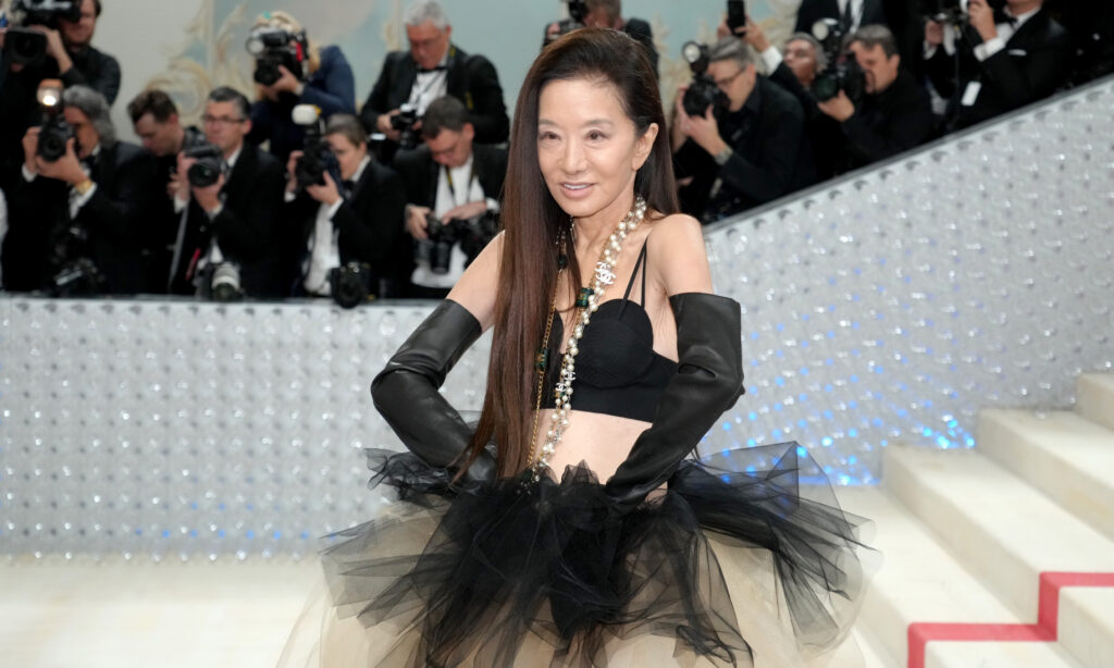 Vera Wang Admits Turning 75 Is ‘a Lot of Pressure,’ Yet Remains Unfazed featured image
