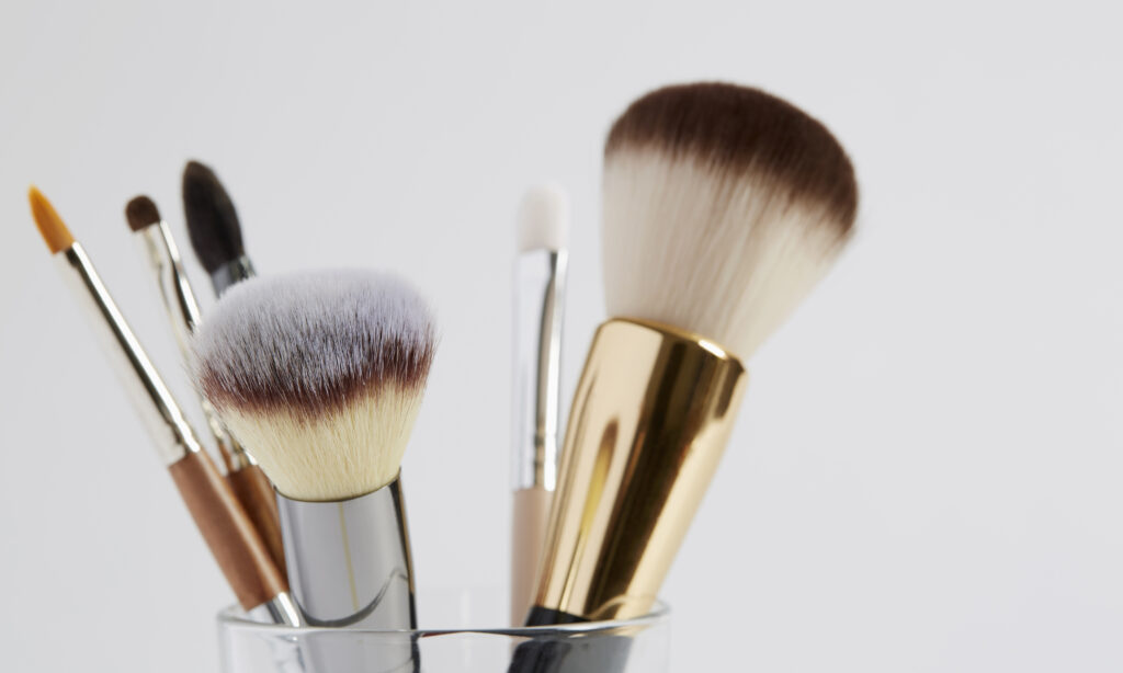 New Study Reveals How Many People Have Never Cleaned Their Makeup Brushes featured image
